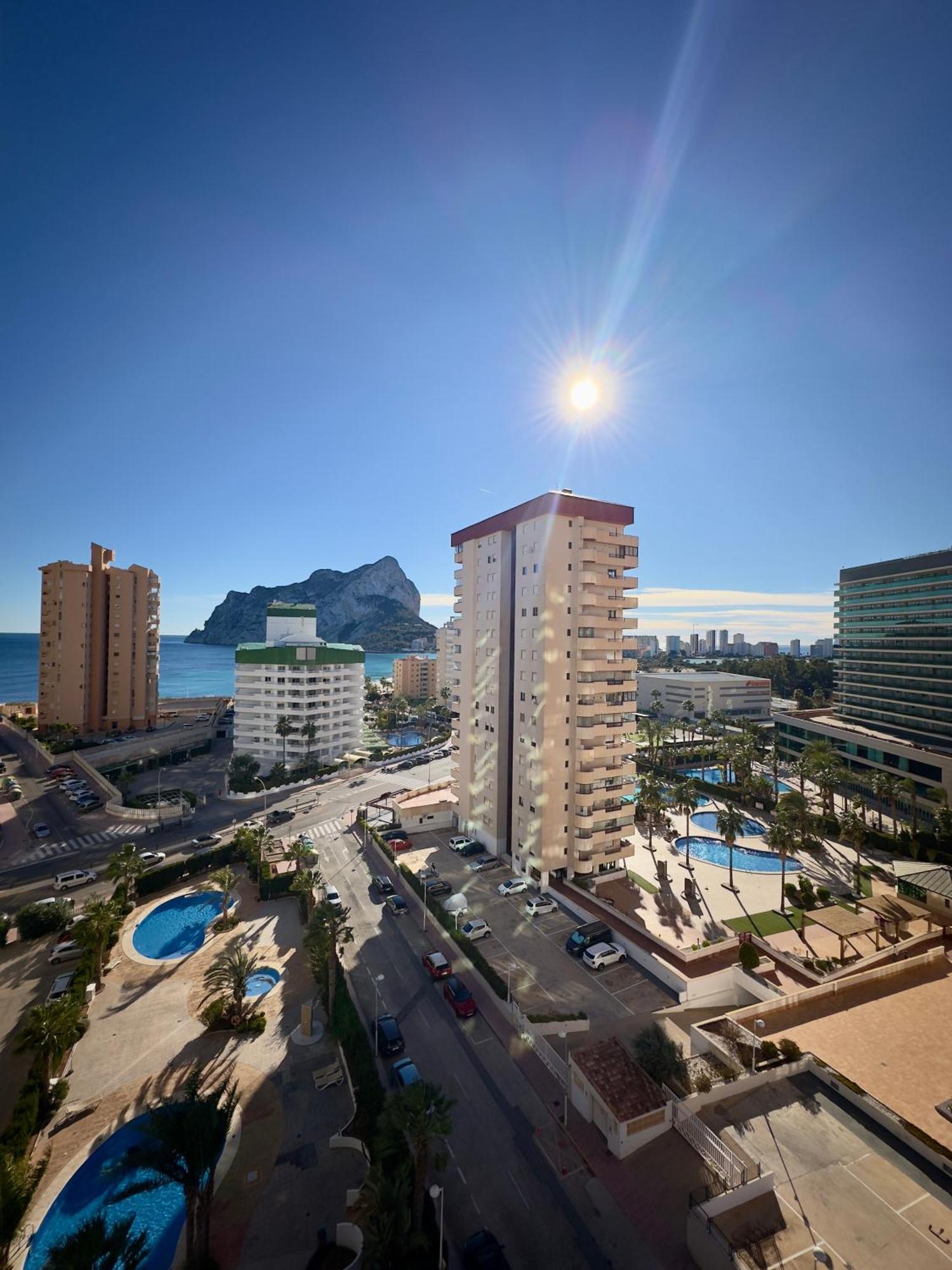 Esmeralda Suites Кальпе Экстерьер фото