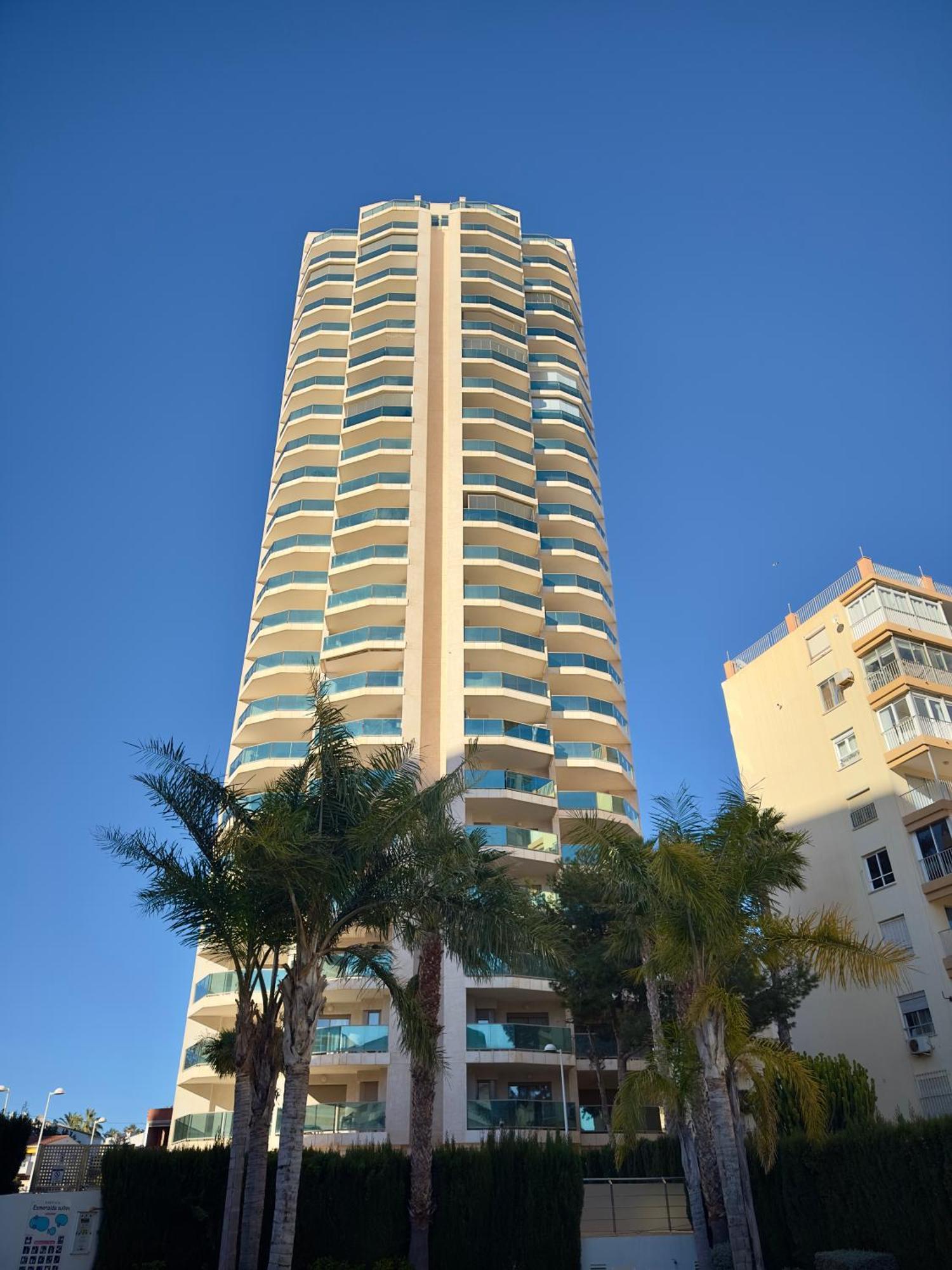 Esmeralda Suites Кальпе Экстерьер фото