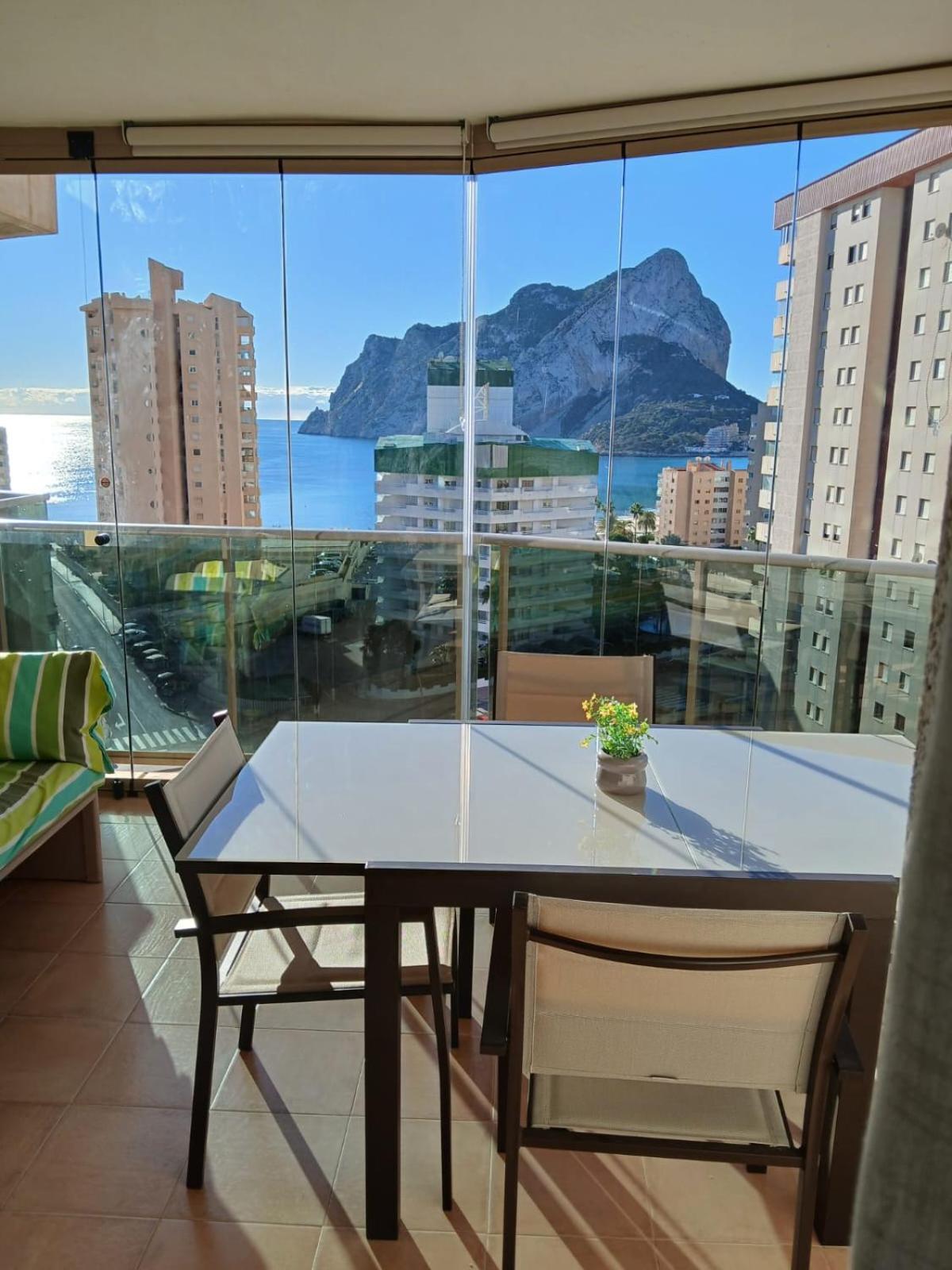 Esmeralda Suites Кальпе Экстерьер фото